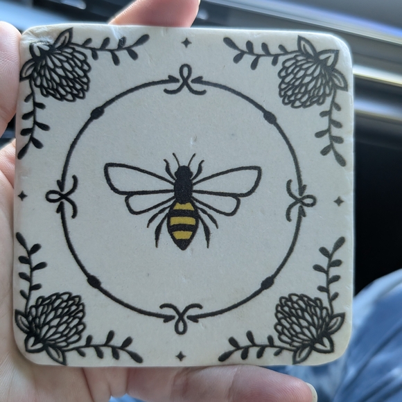 Cbk Other - 4 Piece Bee Design Ceramic Coaster